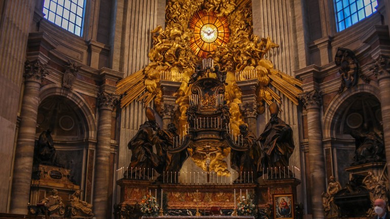 Igreja celebra a festa da Cátedra de São Pedro